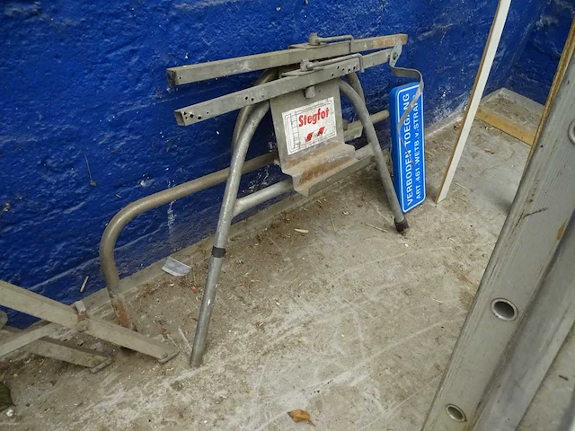 Partij ladders en ladderdelen - afbeelding 4 van  4