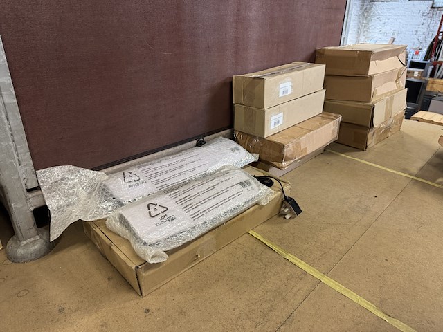 Partij lamineerapparaten - afbeelding 1 van  3