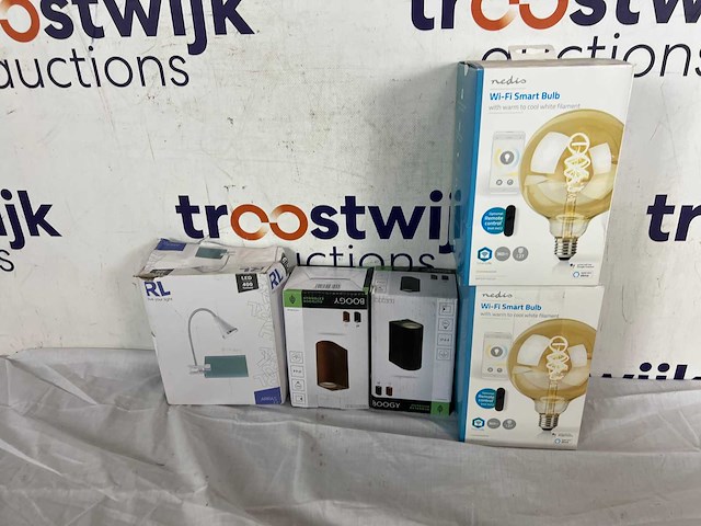 Partij lampen en accessoires - afbeelding 2 van  2