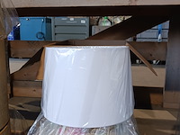 Partij lampen en lampenkappen, by louise en designers guild - afbeelding 16 van  28