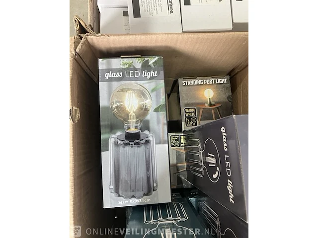 Partij lampen en lampenkappen - afbeelding 5 van  11