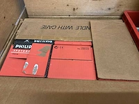 Partij lampen en toebehoren - afbeelding 2 van  12