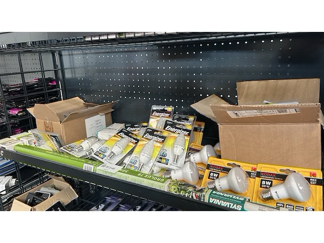 Partij lampen kodak, energizer, wpro, nedis - afbeelding 1 van  7