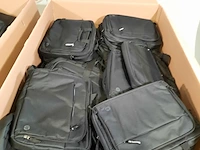 Partij laptoptassen - afbeelding 13 van  13