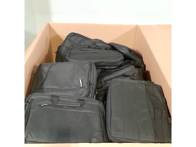 Partij laptoptassen - afbeelding 7 van  14