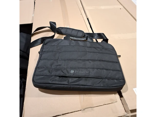 Partij laptoptassen - afbeelding 4 van  5