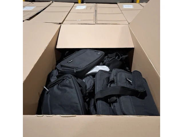 Partij laptoptassen - afbeelding 1 van  6