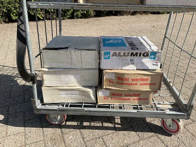 Partij lasdraad en elektroden - afbeelding 6 van  11