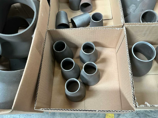 Partij lasverlopen voor cv en gas circa 35 stuks; diverse maten - afbeelding 9 van  15