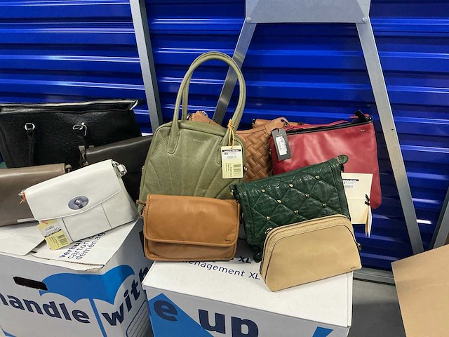 Partij lederwaren (dames en heren tassen/portefeuilles) - afbeelding 17 van  72