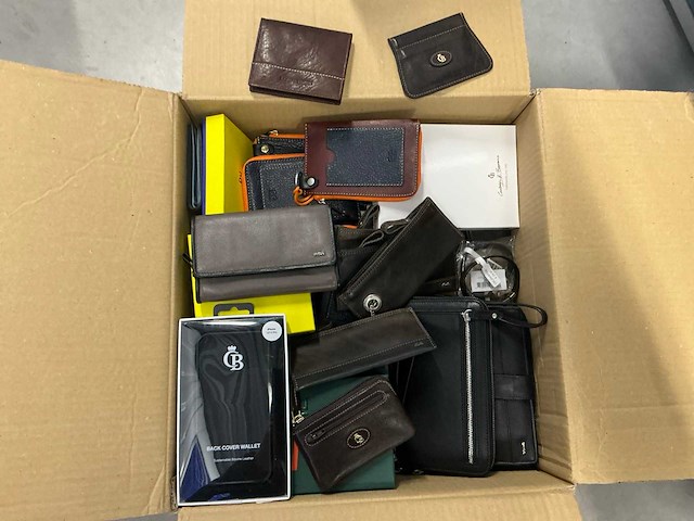 Partij lederwaren (dames en heren tassen/portefeuilles) - afbeelding 66 van  72