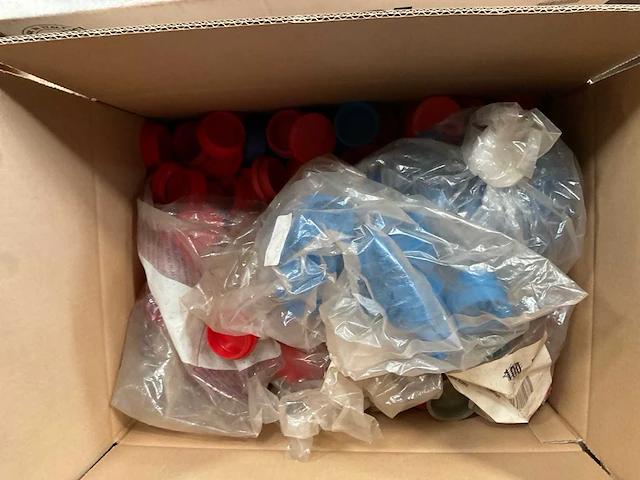 Partij leidingklemmen en speciedoppen - afbeelding 3 van  3