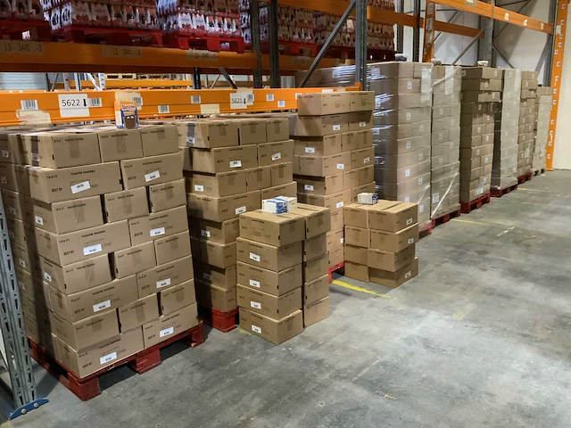 Partij levensmiddelen - 29x pallet - afbeelding 1 van  57