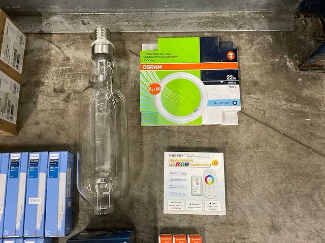 Partij lichtbronnen (180x) - afbeelding 14 van  23