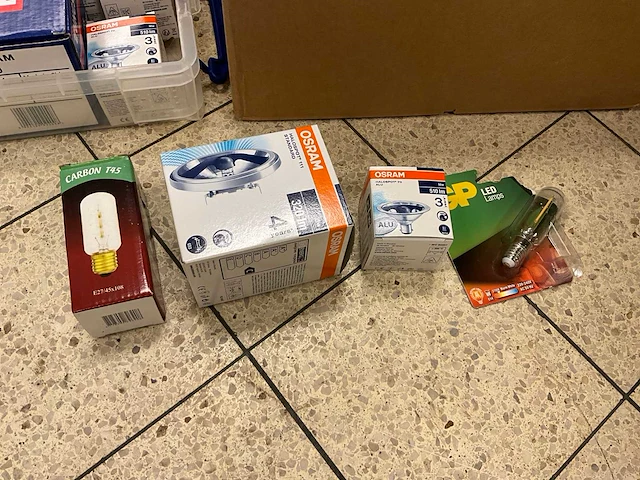 Partij lichtbronnen - afbeelding 5 van  5