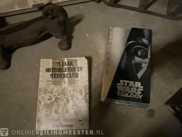 Partij lp's, weegschaal, bob marley, herman brood, star wars, melkkan, krijtbord fohn - afbeelding 8 van  11