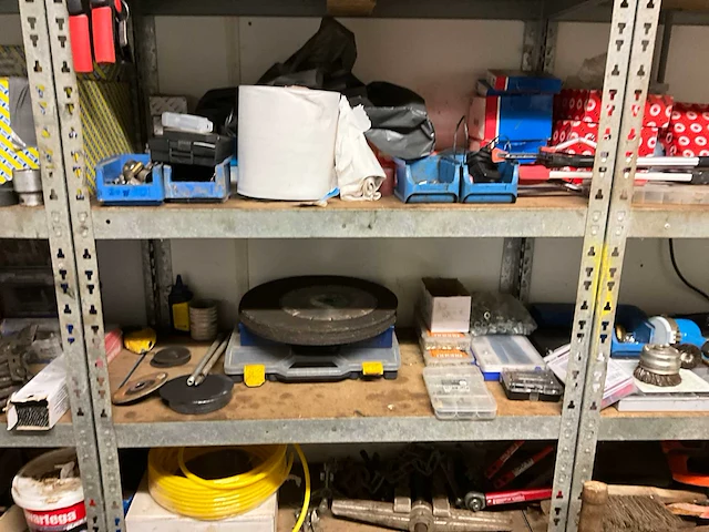 Partij machine onderdelen, gereedschappen en divers - afbeelding 9 van  11