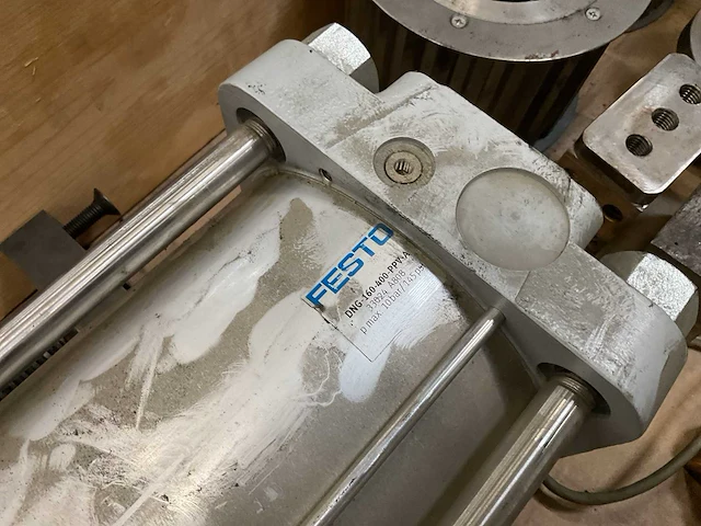 Partij machine onderdelen - afbeelding 5 van  8