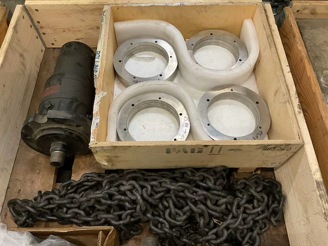 Partij machine onderdelen - afbeelding 3 van  6