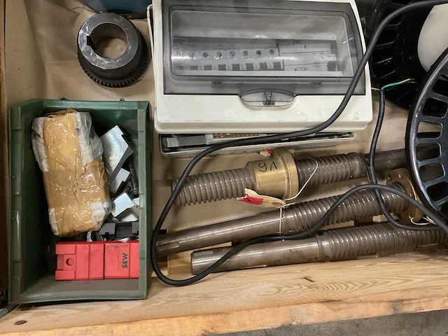 Partij machine onderdelen - afbeelding 6 van  8