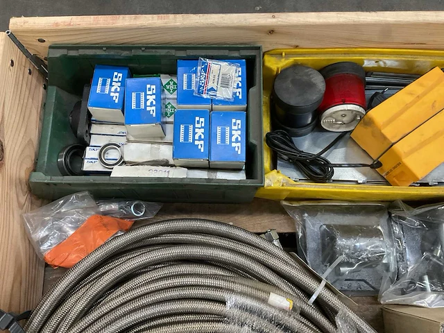 Partij machine onderdelen - afbeelding 3 van  6