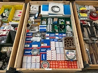 Partij machine onderdelen - afbeelding 1 van  12