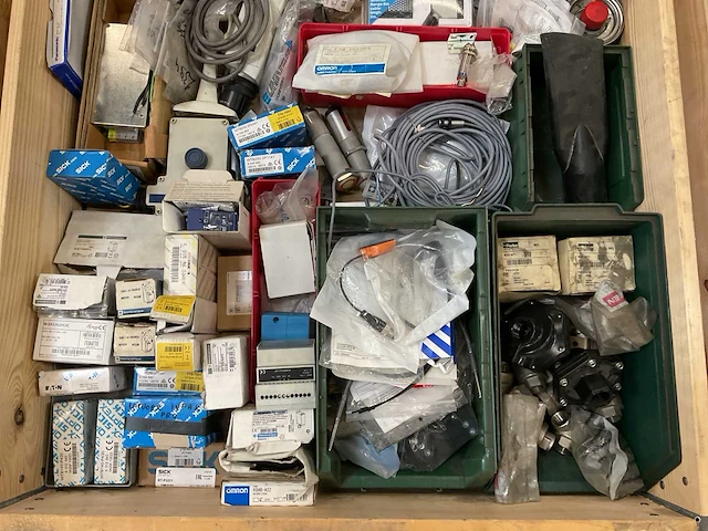Partij machine onderdelen - afbeelding 8 van  12