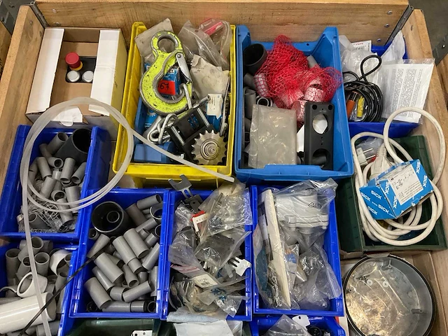 Partij machine onderdelen - afbeelding 4 van  4