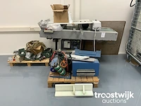 Partij machinedelen - afbeelding 1 van  4