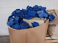 Partij magazijn bakken, geel en blauw - afbeelding 5 van  11