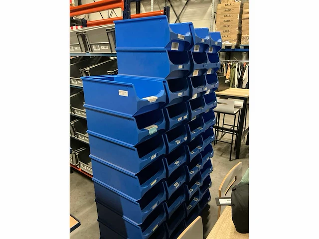 Partij magazijnbakken (38x) - afbeelding 2 van  5
