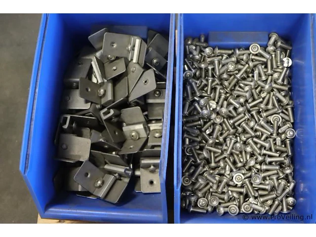Partij magazijnbakken incl. bevestigingsmaterialen - afbeelding 2 van  7