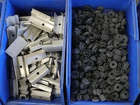 Partij magazijnbakken incl. bevestigingsmaterialen - afbeelding 3 van  7