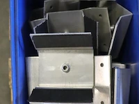 Partij magazijnbakken incl. bevestigingsmaterialen - afbeelding 7 van  7