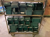 Partij magazijnbakken - afbeelding 3 van  3