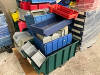 Partij magazijnbakken - afbeelding 2 van  8
