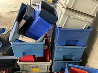 Partij magazijnbakken - afbeelding 5 van  8