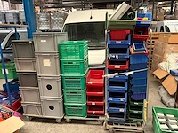 Partij magazijnbakken - afbeelding 1 van  4