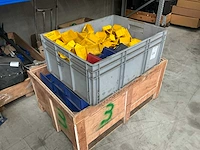 Partij magazijnbakken - afbeelding 3 van  5