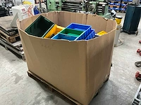 Partij magazijnbakken - afbeelding 3 van  5