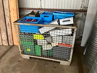 Partij magazijnbakken - afbeelding 1 van  5