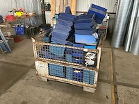 Partij magazijnbakken - afbeelding 1 van  6