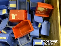 Partij magazijnbakken - afbeelding 4 van  4