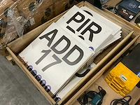 Partij magazijnborden - afbeelding 1 van  1