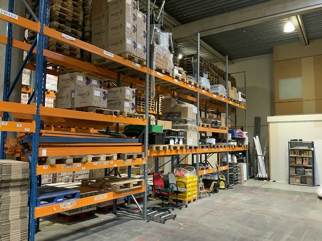 Partij magazijninventaris - afbeelding 1 van  25