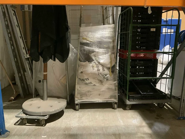 Partij magazijninventaris - afbeelding 13 van  25
