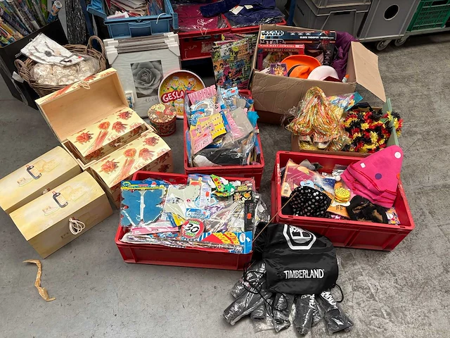 Partij magazijnopruiming - afbeelding 2 van  5