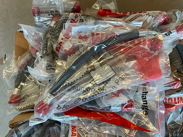 Partij manitou verreiker en heftruck onderdelen - afbeelding 5 van  25