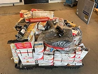 Partij manitou verreiker en heftruck onderdelen - afbeelding 6 van  25