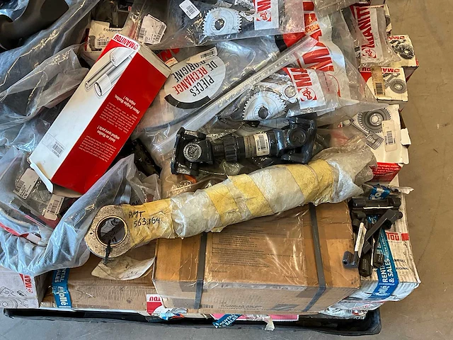 Partij manitou verreiker en heftruck onderdelen - afbeelding 11 van  25